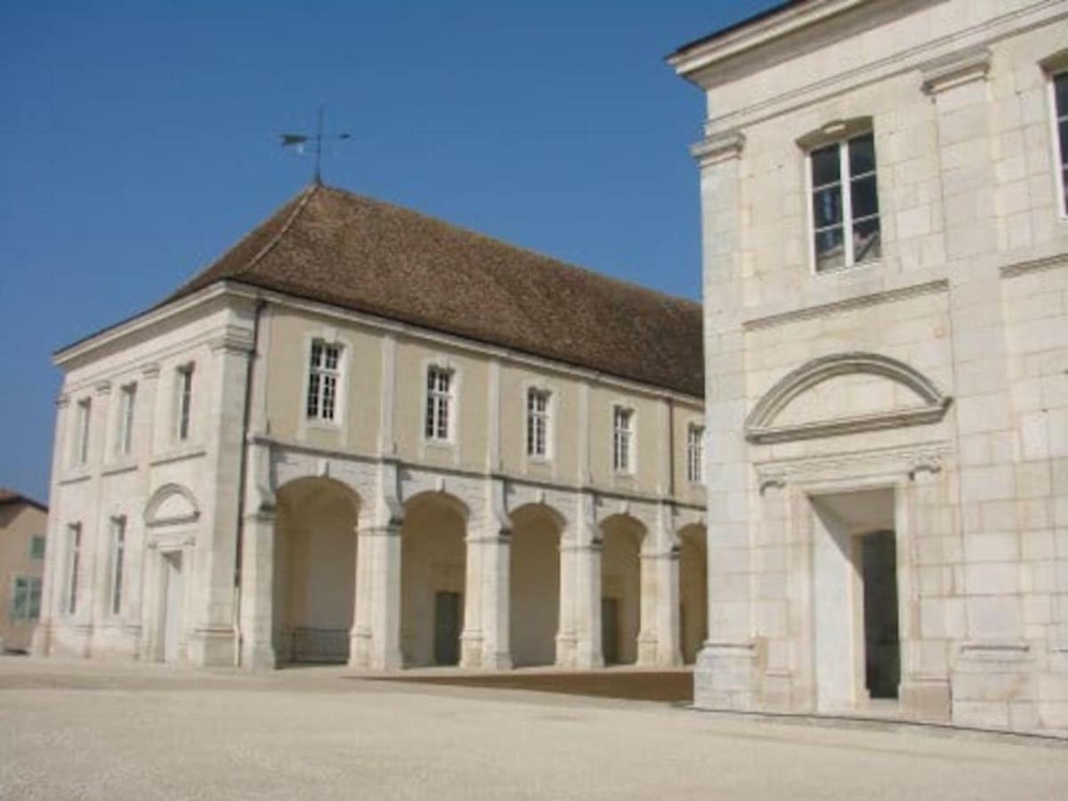 Studio De Charme Au Pays De La Madeleine Lägenhet Commercy Exteriör bild